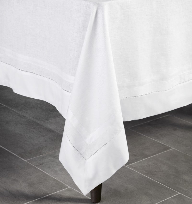TIPTON - TABLECLOTH