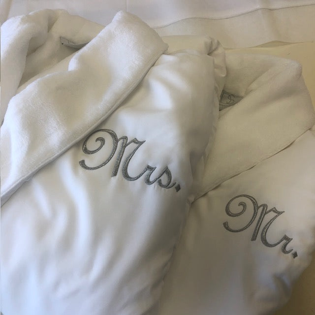 DSL LUXURY BATHROBE WITH MONOGRAM